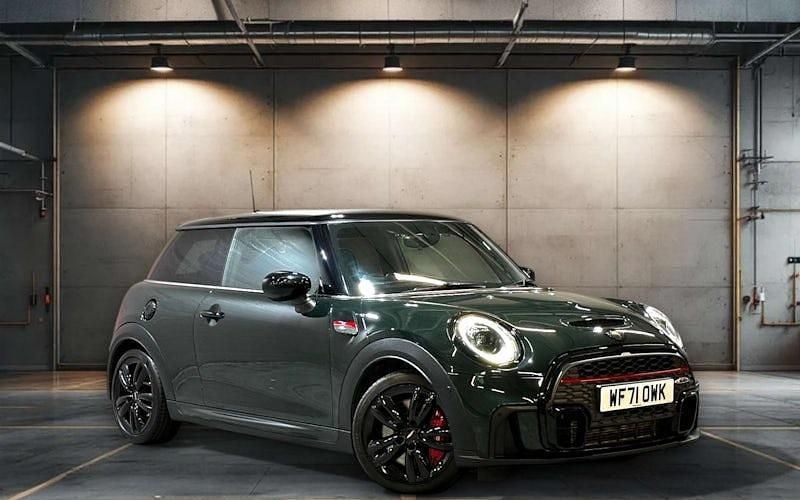 Used Mini John Cooper Works Hatch 231 HP (169 kW) 2021 Green Hatchback