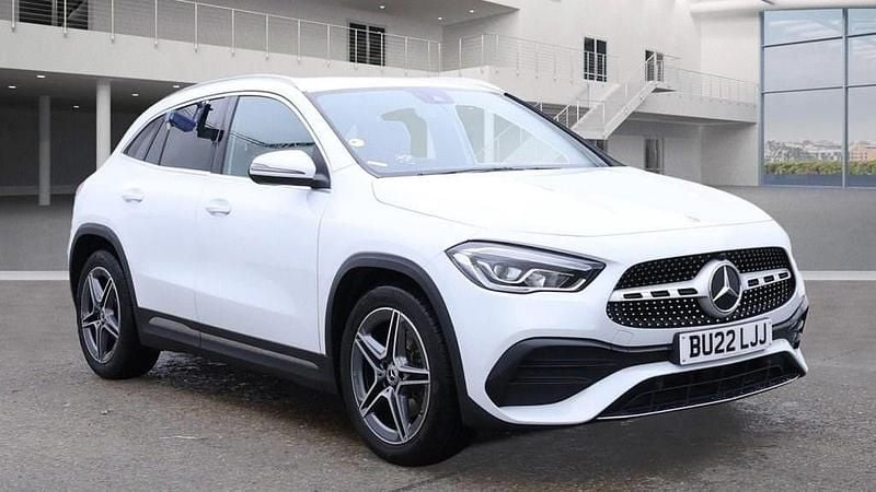 White Used 2022 Mercedes GLA200 AMG line SUV | £21,999 (Fair price) - Image 1/4