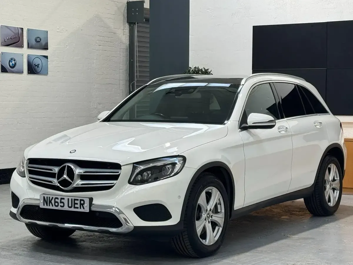 Used Mercedes GLC220 Premium 168 HP (123 kW) 2015 White SUV