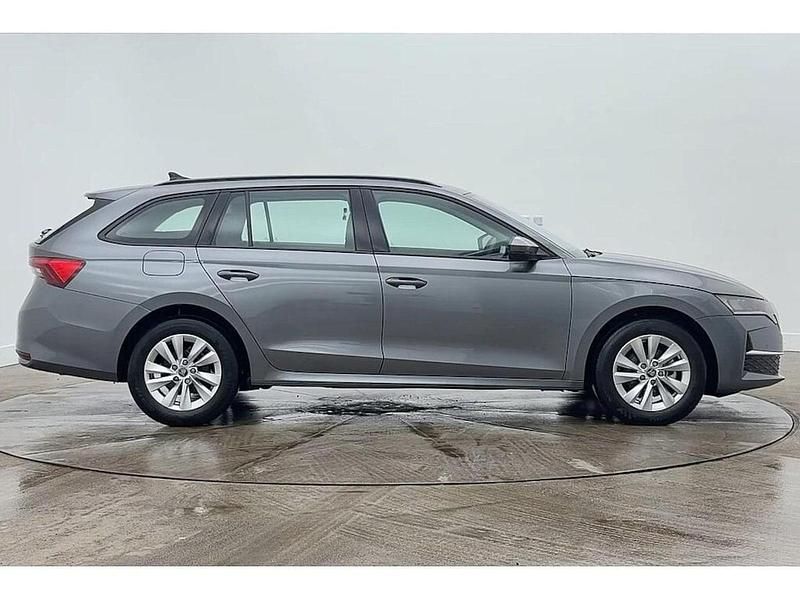 Used Skoda Octavia SE Technology 110 HP (80 kW) 2025 Graphite grey metallic Estate