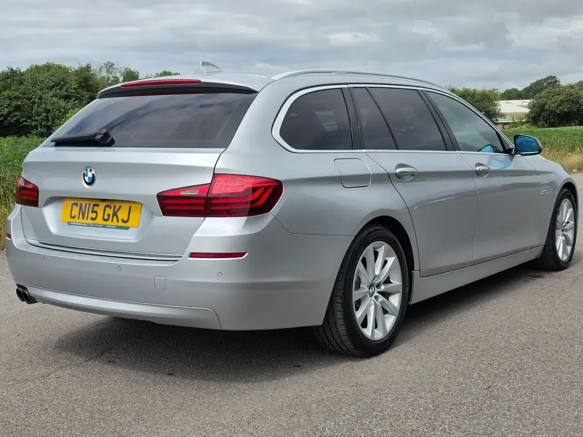 Used BMW 520 Luxury Line 2015 Silver Estate