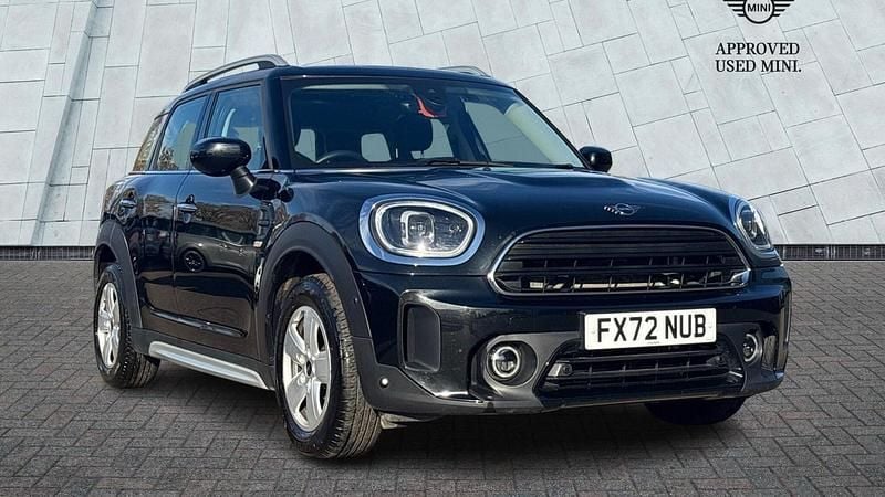Black Used 2022 Mini Cooper Countryman Classic SUV | £21,475 (Good price) - Image 1/4