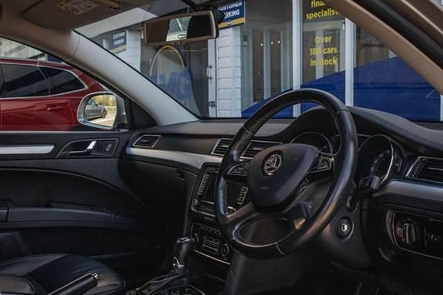 Used Skoda Superb Elegance 170 HP (125 kW) 2015 Beige Estate