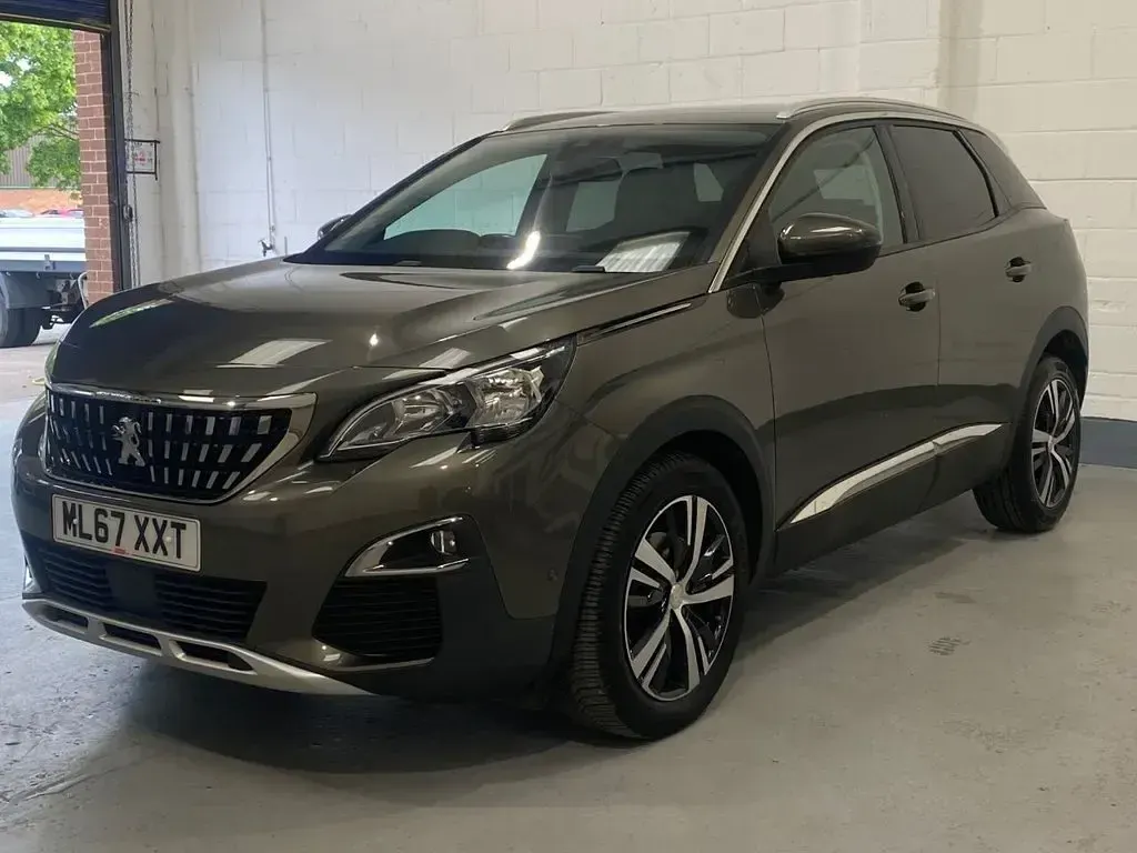 Used Peugeot 3008 Allure 130 HP (95 kW) 2017 Grey SUV