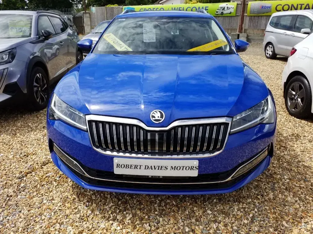 Used Skoda Superb SE L 150 HP (110 kW) 2020 Blue Estate