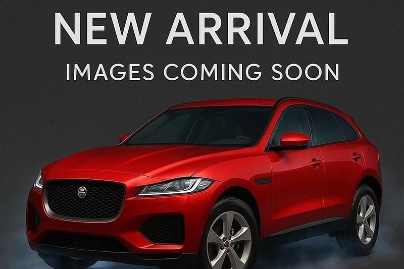 Used Land Rover Range Rover evoque SE 180 HP (132 kW) 2019 SUV