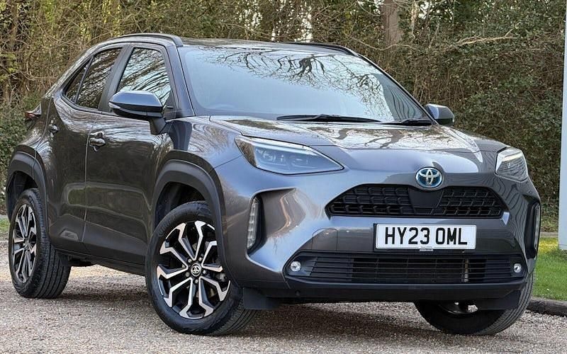 Used Toyota Yaris Hybrid Design 116 HP (85 kW) 2026 Estate