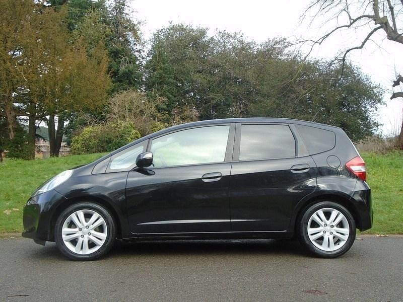 Used Honda Jazz ES 2013 Black Hatchback