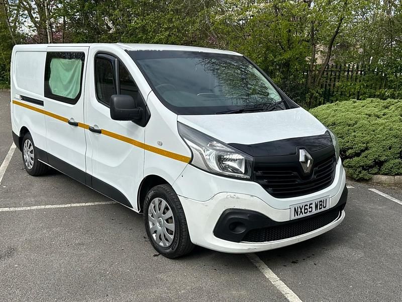 Gebraucht Renault Trafic Business 115 PS (84 kW) 2015 Weiß Van / Kleinbus