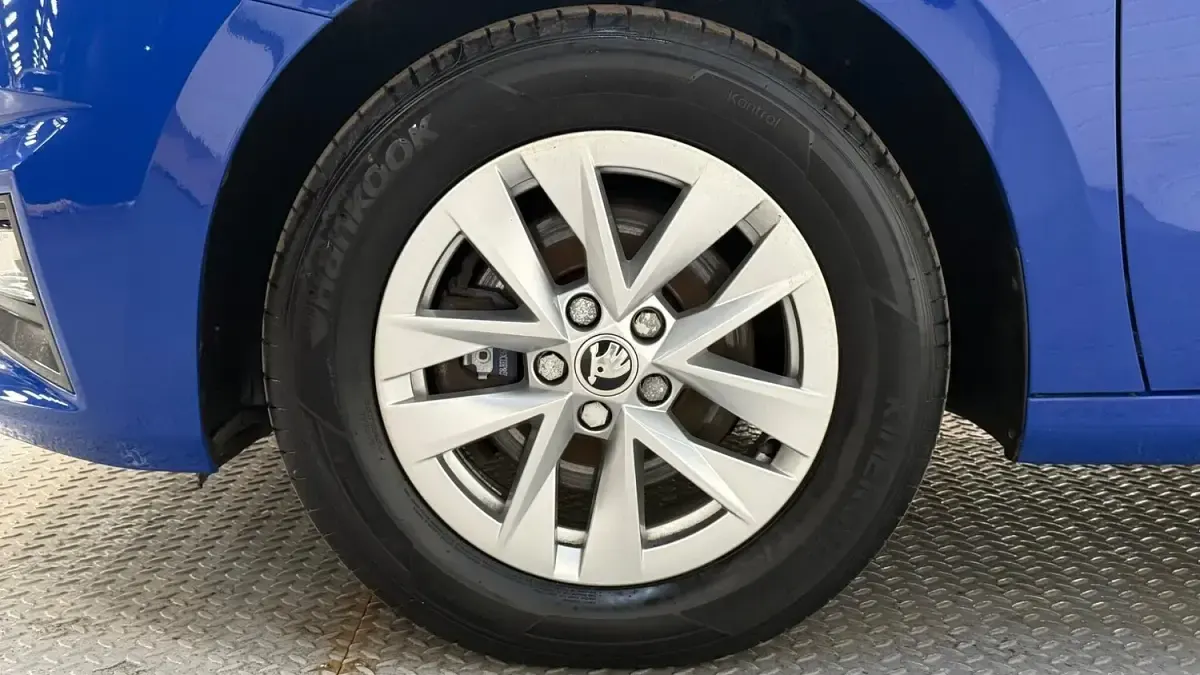 Used Skoda Fabia Comfort 2023 Blue Hatchback