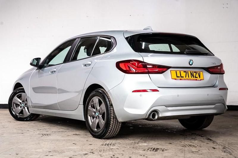 Used BMW 116 Comfort Edition 116 HP (85 kW) 2021 Silver Hatchback
