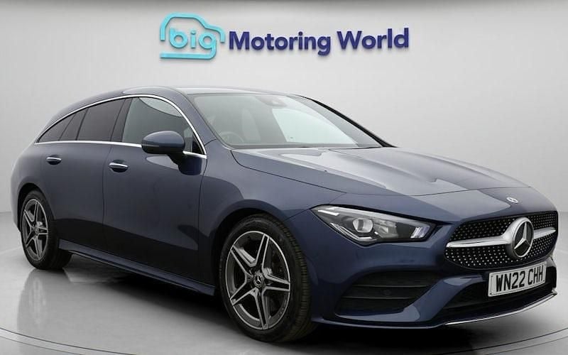Usado Mercedes CLA220 Shooting Brake AMG line 190 HP (139 kW) 2022 Carrinha
