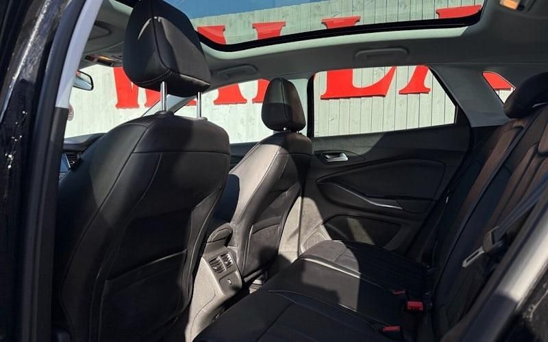 Used Vauxhall Grandland X Elite 131 HP (96 kW) 2021 SUV