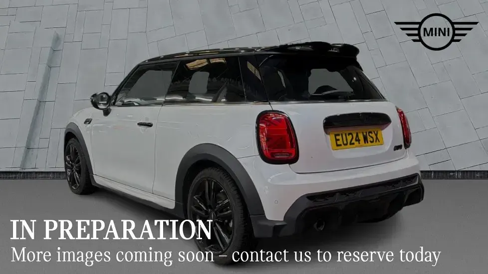 Used Mini Cooper Hatch 134 HP (98 kW) 2024 White Hatchback