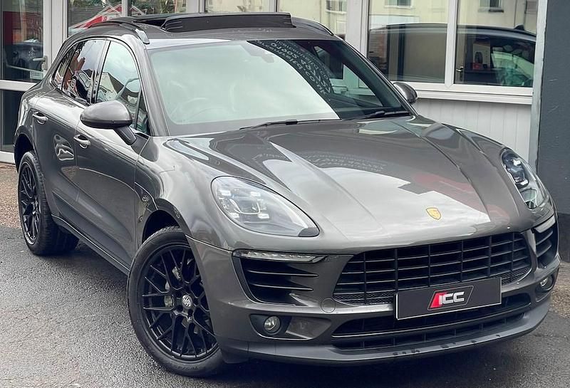 Used Porsche Macan 258 HP (189 kW) 2017 Grey SUV