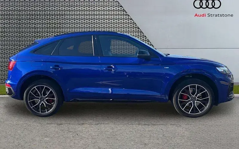 Used Audi Q5 Sportback 204 HP (150 kW) 2022 Blue SUV