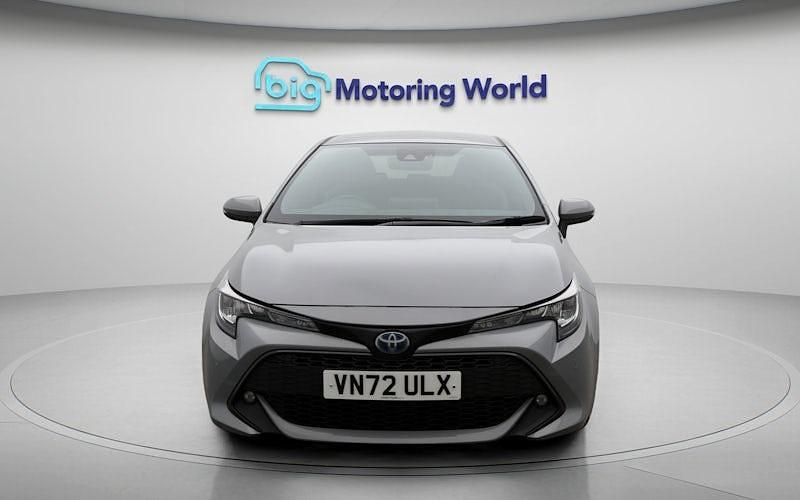 Used Toyota Corolla Design 122 HP (89 kW) 2022 Grey Hatchback