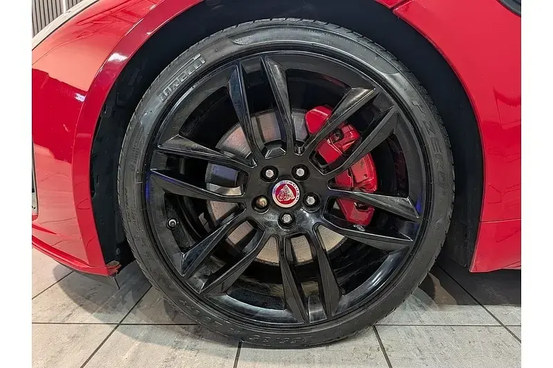 Used Jaguar F-Type Chequered Flag 300 HP (220 kW) 2020 Red Coupe