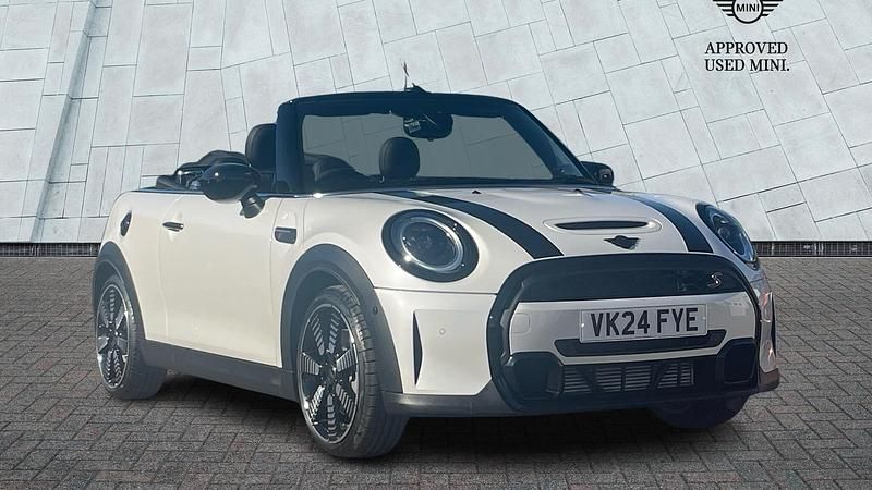 White New 2024 Mini Cooper S Exclusive Hatchback | £26,975 - Image 1/4