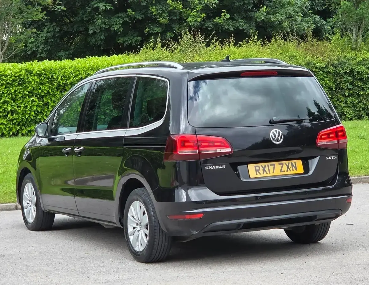 Used VW Sharan SE 150 HP (110 kW) 2017 Black MPV