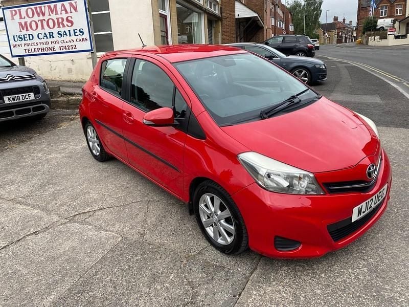 Red Used 2012 Toyota Yaris Hatchback | £3,495 (Fair price) - Image 1/4