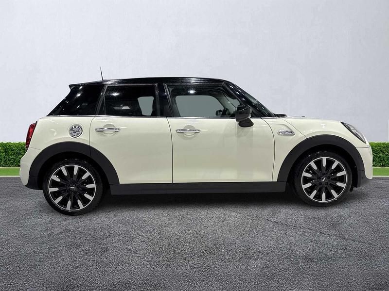 Used Mini Cooper S Exclusive 2019 White Hatchback