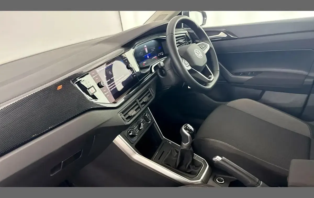 Gebraucht VW Polo Life 95 PS (69 kW) 2024 Grau Kleinwagen