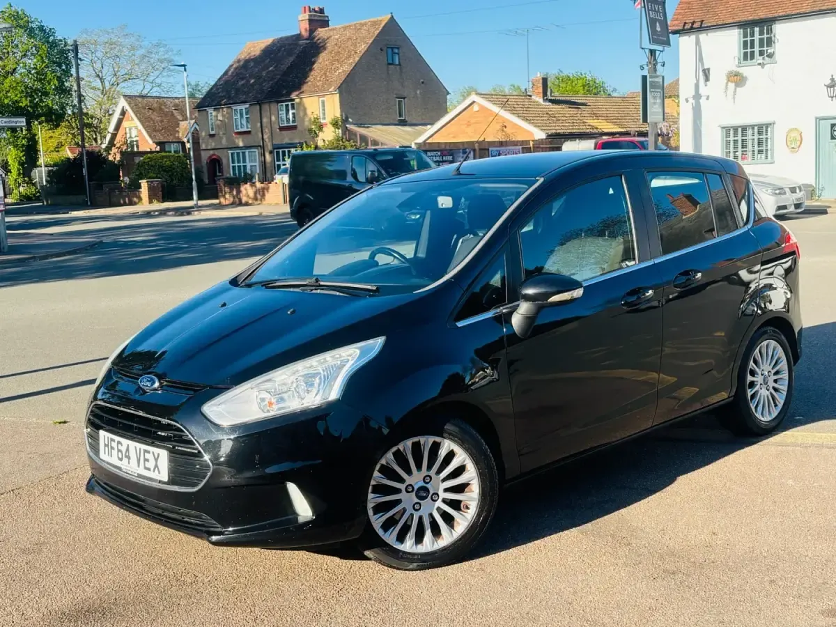 Usado Ford B-MAX Titanium 120 HP (88 kW) 2014 Preto Monovolume
