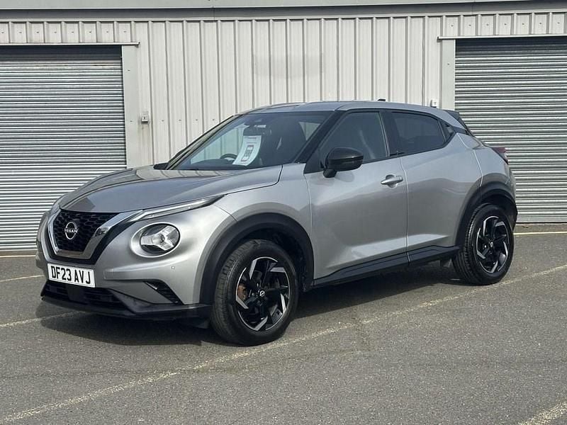 Used Nissan Juke N-Connecta 114 HP (83 kW) 2023 Silver SUV