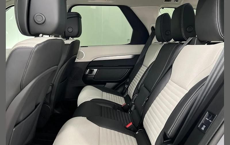 New Land Rover Discovery 5 HSE Dynamic 344 HP (253 kW) 2025 Blue SUV