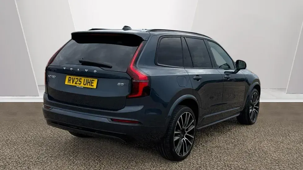 Used Volvo XC90 Ultra 250 HP (183 kW) 2025 Denim blue SUV