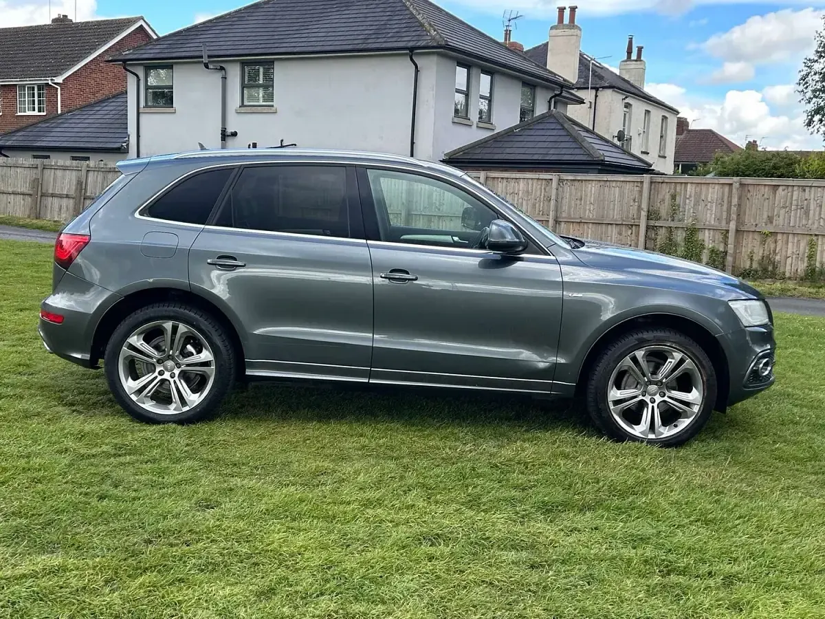 Used Audi Q5 S-line plus 2013 Grey SUV