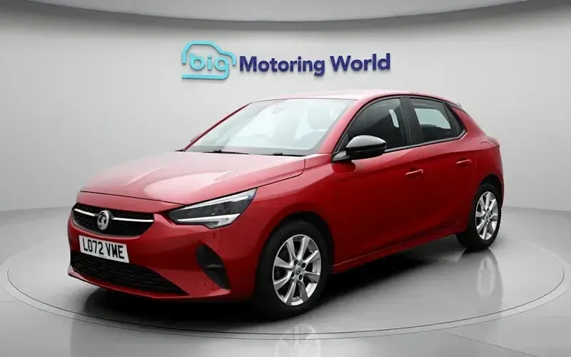 Second-hand Vauxhall Corsa Design Edition 75 CP (55 kW) 2022 Roșu Hatchback