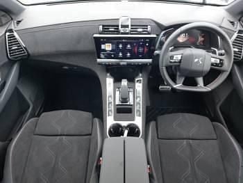 New DS Automobiles DS7 Crossback Performance Line Plus 225 HP (165 kW) 2025 White SUV