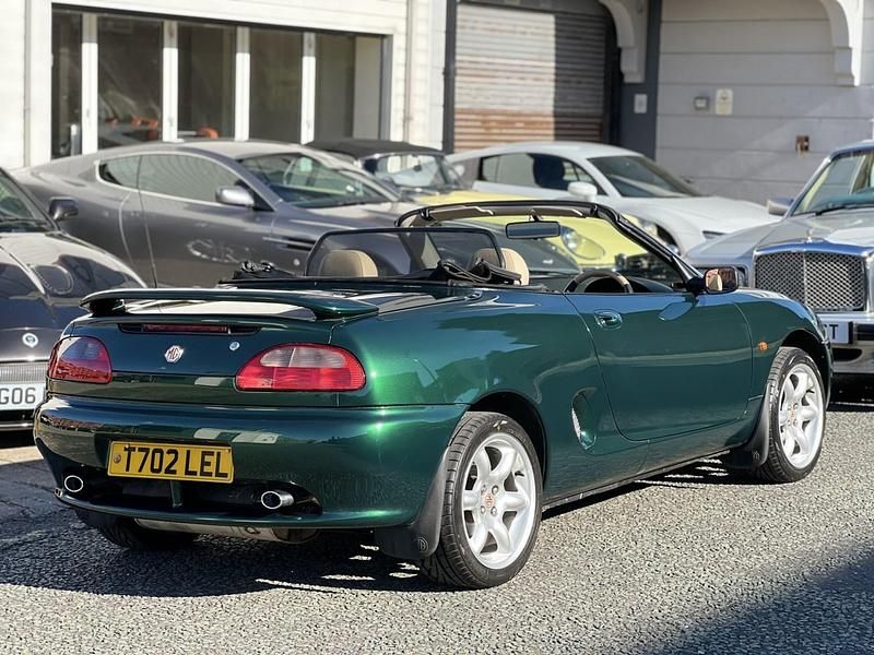 Used MG F 143 HP (105 kW) 1999 Green Cabriolet