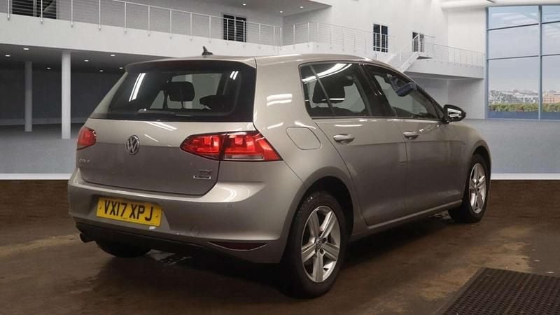 Used VW Golf VII Edition 110 HP (80 kW) 2017 Silver Hatchback