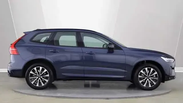 Usado Volvo XC60 Plus 250 HP (183 kW) 2024 Azul SUV