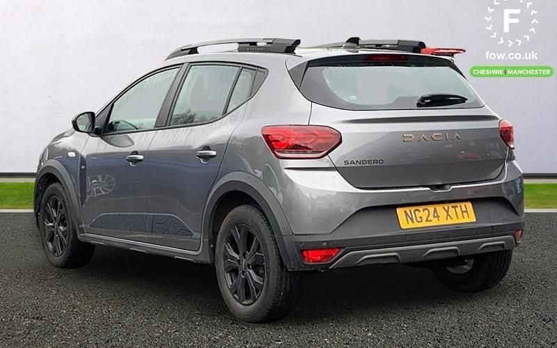 Usado Dacia Sandero Extreme 110 CV (80 kW) 2024 Gris Utilitario