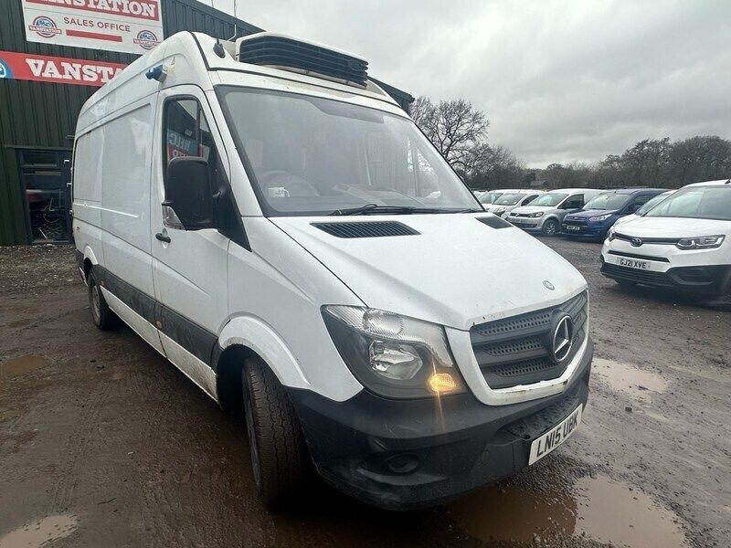 White Used 2015 Mercedes Sprinter Van | £3,415 (Fair price) - Image 1/4