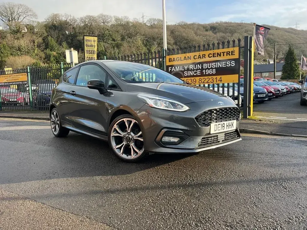 Used Ford Fiesta ST-Line 140 HP (102 kW) 2018 Grey Hatchback