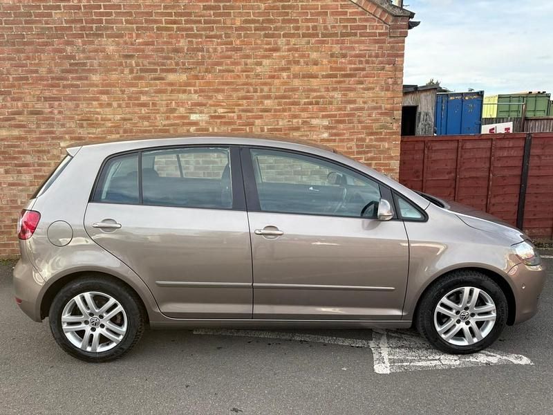 Used VW Golf VI SE 2011 Bronze Hatchback