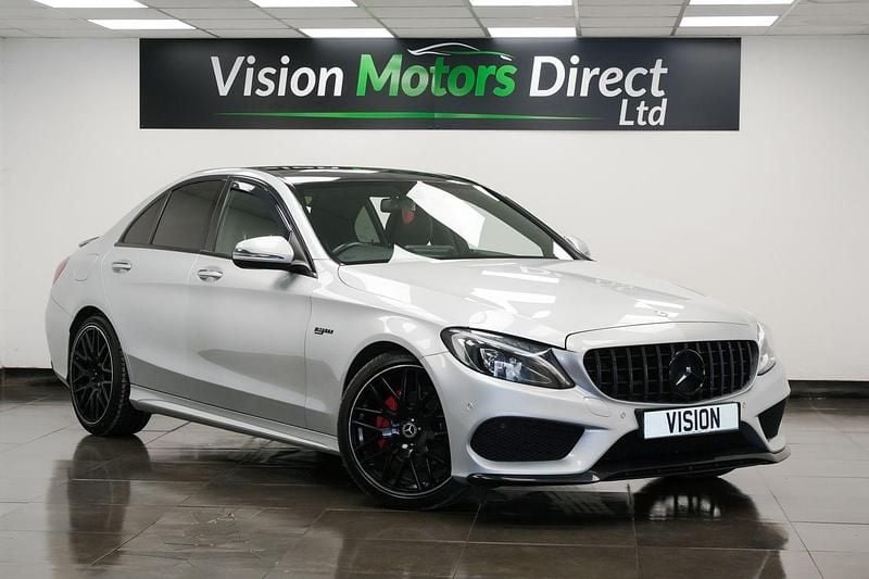 Used Mercedes C200 AMG Line Premium 184 HP (135 kW) 2015 Silver Sedan