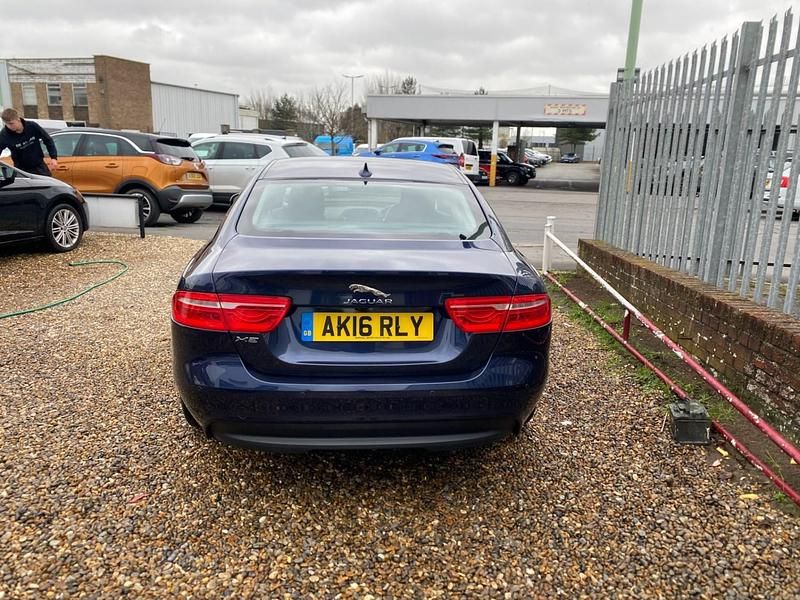 Used Jaguar XE Portfolio 163 HP (119 kW) 2016 Blue Sedan