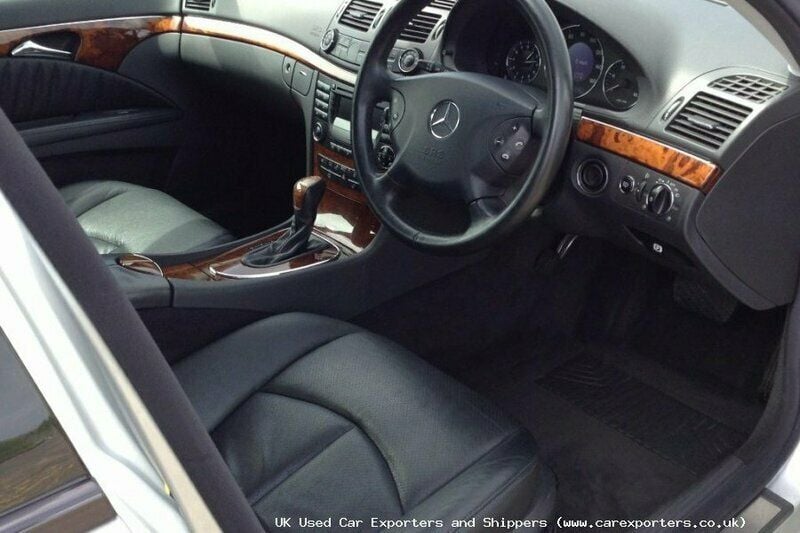 Used Mercedes E320 204 HP (150 kW) 2004 Hatchback