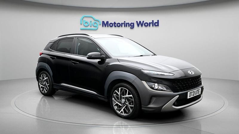 Used Hyundai Kona Premium 141 HP (103 kW) 2021 Black SUV