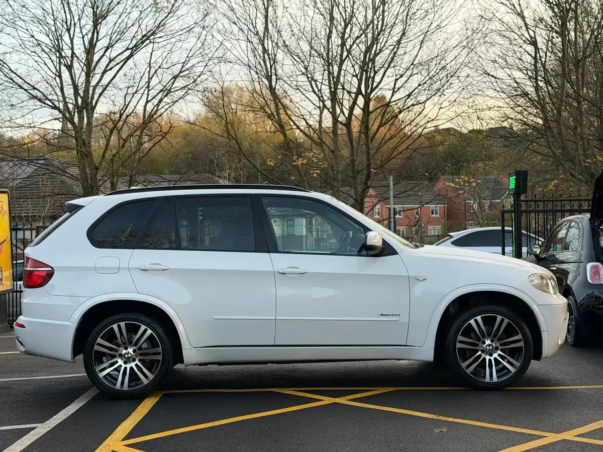 Begagnad BMW X5 M Sport 2012 Vit SUV