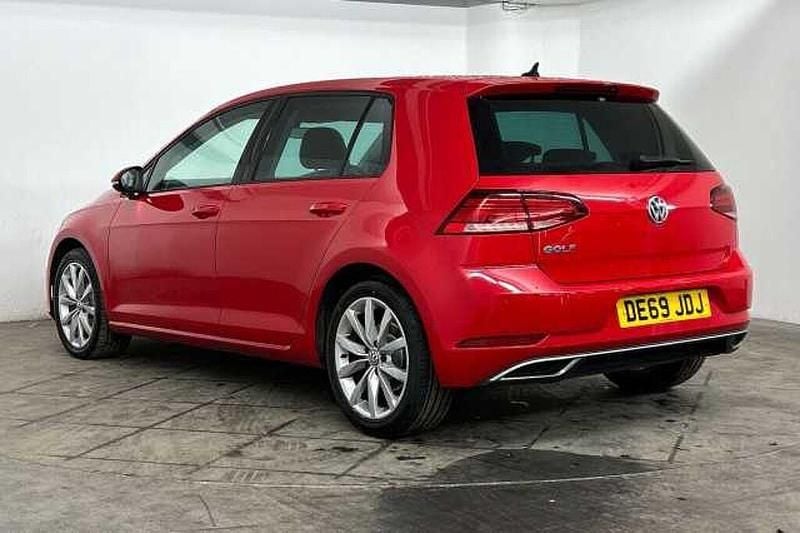 Used VW Golf VII GT 150 HP (110 kW) 2019 Red Hatchback