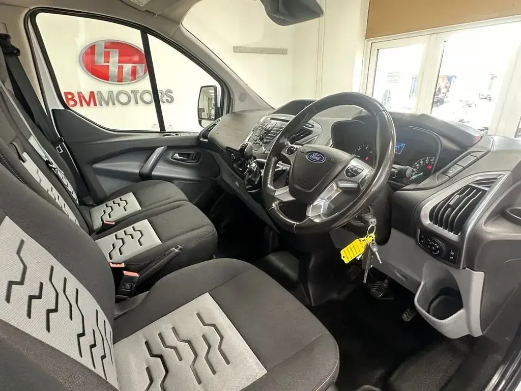 Used Ford Transit Custom 168 HP (123 kW) 2016 White Van