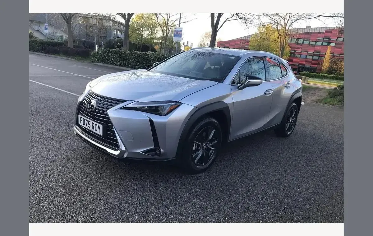 Used Lexus UX 300h 199 HP (146 kW) 2025 Unknown SUV