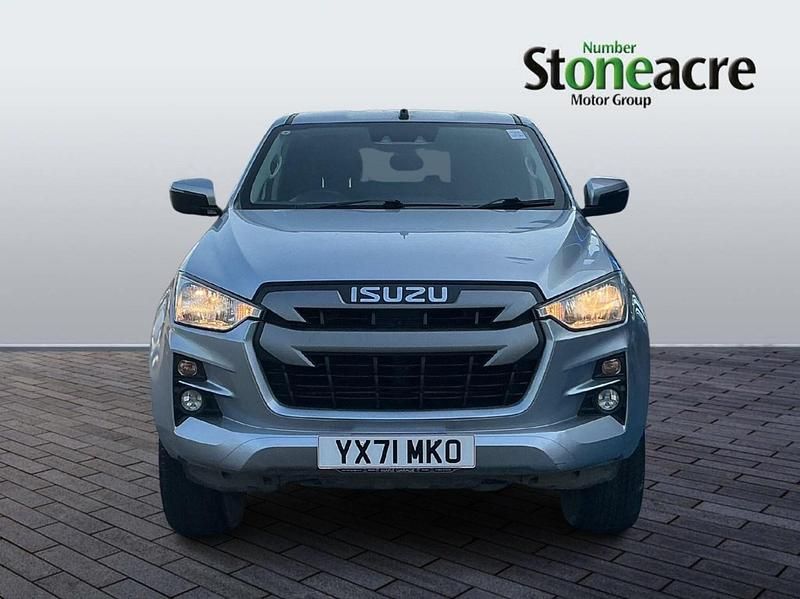 Used Isuzu D-Max 163 HP (119 kW) 2021 Silver Pickup